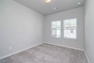 3112 Valley Peak Dr, Houston, TX 77063 - Photo 13