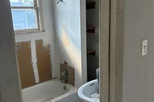 7807 Queen St, Houston, TX 77028 - Photo 7