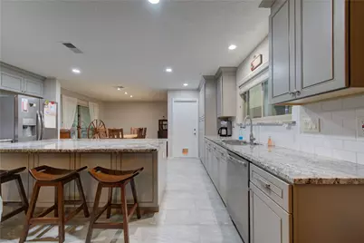 17559 S Compass Rose Circle Circle, Crosby, TX 77532 - Photo 5