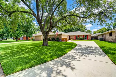 17559 S Compass Rose Circle Circle, Crosby, TX 77532 - Photo 1