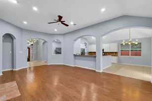7 Caelin Ct, The Woodlands, TX 77382 - Photo 19