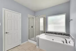 7 Caelin Ct, The Woodlands, TX 77382 - Photo 31