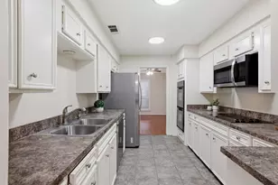 14121 Lost Meadow Ln, Houston, TX 77079 - Photo 21
