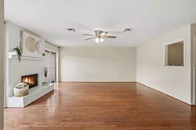 14121 Lost Meadow Lane, Houston, TX 77079 - Photo 17
