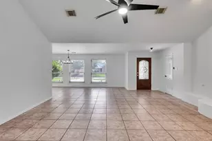 2819 Poplar Creek Ln, Pearland, TX 77584 - Photo 13
