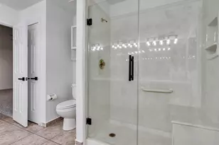 2819 Poplar Creek Ln, Pearland, TX 77584 - Photo 25