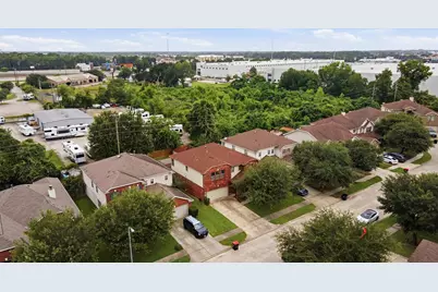 19531 Remington Bend Drive, Houston, TX 77073 - Photo 33