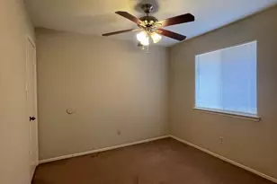 2126 Collingsfield Dr, Sugar Land, TX 77478 - Photo 19