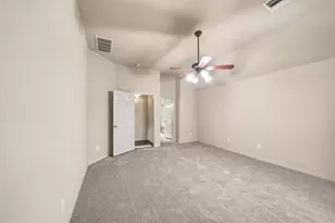 15919 Walnut Shores Dr, Houston, TX 77044 - Photo 19