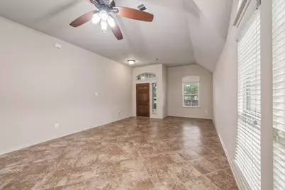 15919 Walnut Shores Drive, Houston, TX 77044 - Photo 7