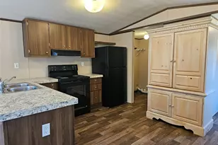 16299 Crockett Martin Ests Dr, Conroe, TX 77306 - Photo 11