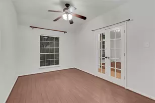 11511 Timberly Park Ln, Cypress, TX 77433 - Photo 5