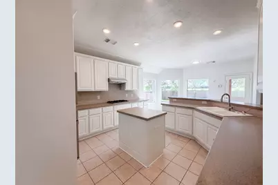 3307 Wolf Court, Pearland, TX 77584 - Photo 13