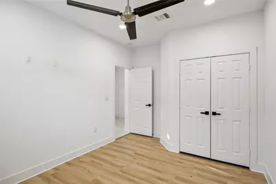 1121 Austin Street, Rosenberg, TX 77471 - Photo 11