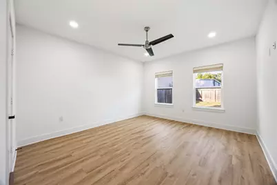 1121 Austin Street, Rosenberg, TX 77471 - Photo 25