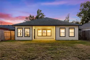 1121 Austin St, Rosenberg, TX 77471 - Photo 33