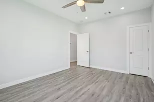 2115 Seahorse Ln, Port Bolivar, TX 77650 - Photo 19