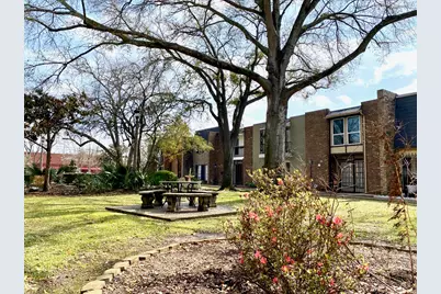 1259 Blalock Road, Houston, TX 77055 - Photo 39