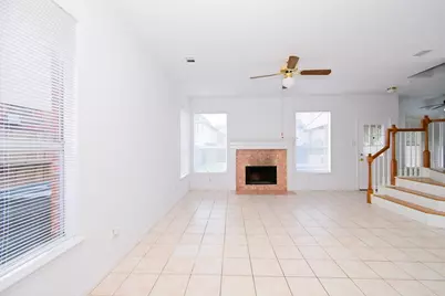 9338 Corner Oaks Lane, Houston, TX 77036 - Photo 17