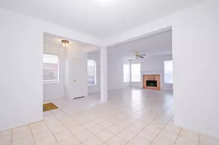 9338 Corner Oaks Ln, Houston, TX 77036 - Photo 15