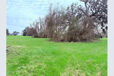 1370 Broken Arrow Trail, Angleton, TX 77515 - Photo 5