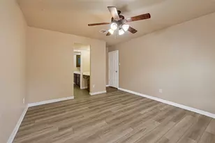 7323 Log View Dr, Houston, TX 77040 - Photo 13