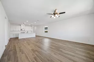 304 Redbud Rdg Dr, Brookshire, TX 77423 - Photo 11