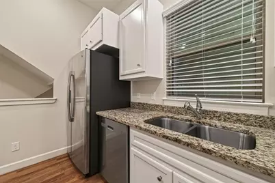 11504 Main Pine Drive, Houston, TX 77025 - Photo 13