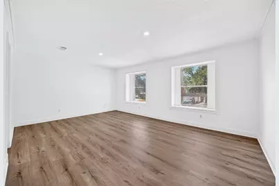 4619 Breckenridge Drive, Houston, TX 77066 - Photo 25