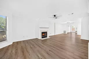 4619 Breckenridge Dr, Houston, TX 77066 - Photo 7