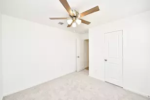10218 Prairie Dunes Ln, Cleveland, TX 77327 - Photo 25