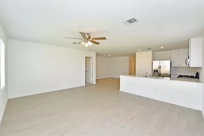 10218 Prairie Dunes Lane, Cleveland, TX 77327 - Photo 5