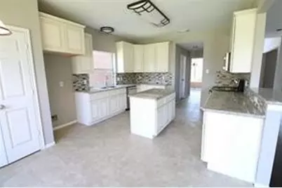 15618 Claremont Court, Sugar Land, TX 77498 - Photo 7