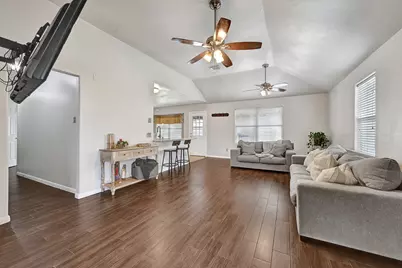 3902 Cary Creek Drive, Baytown, TX 77521 - Photo 7