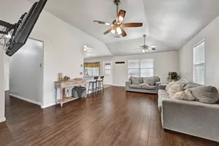 3902 Cary Creek Dr, Baytown, TX 77521 - Photo 7