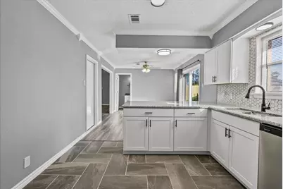 2809 Fairfield Avenue, Texas City, TX 77590 - Photo 7