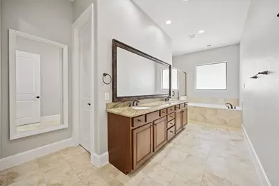 6021 Hamman Street, Houston, TX 77007 - Photo 11