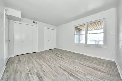 2711 Briarhurst Drive #18, Houston, TX 77057 - Photo 11