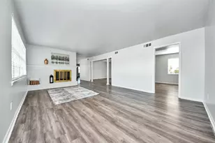 2711 Briarhurst Dr, Houston, TX 77057 - Photo 17