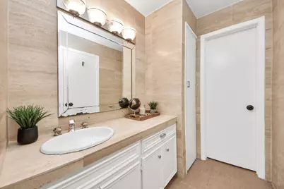 2711 Briarhurst Drive #18, Houston, TX 77057 - Photo 21