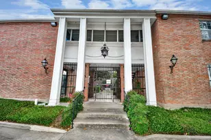 2711 Briarhurst Dr, Houston, TX 77057 - Photo 1