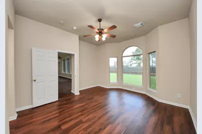 530 Majestic Ridge Drive, Houston, TX 77049 - Photo 5