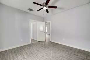 4224 Marina St, Houston, TX 77007 - Photo 9