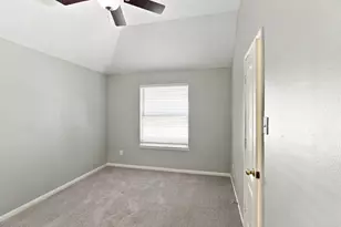2208 Palm Lagoon Dr, League City, TX 77573 - Photo 9
