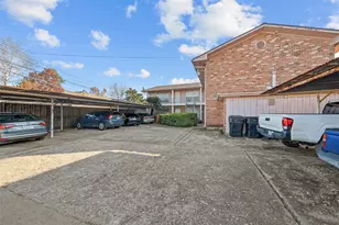 926 E 14th, Houston, TX 77009 - Photo 1