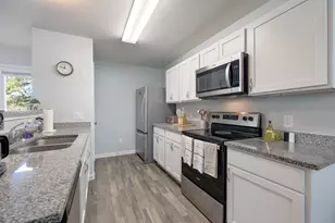 196 Goldenrod, Livingston, TX 77351 - Photo 7