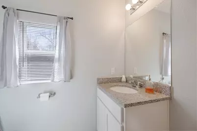 196 Goldenrod, Livingston, TX 77351 - Photo 25