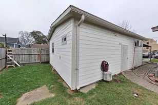 7931 Scanlock St, Houston, TX 77012 - Photo 27