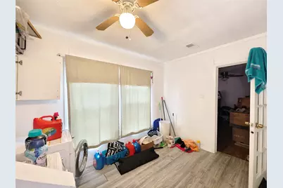 7931 Scanlock Street, Houston, TX 77012 - Photo 15