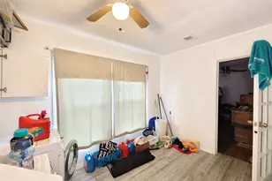 7931 Scanlock St, Houston, TX 77012 - Photo 15